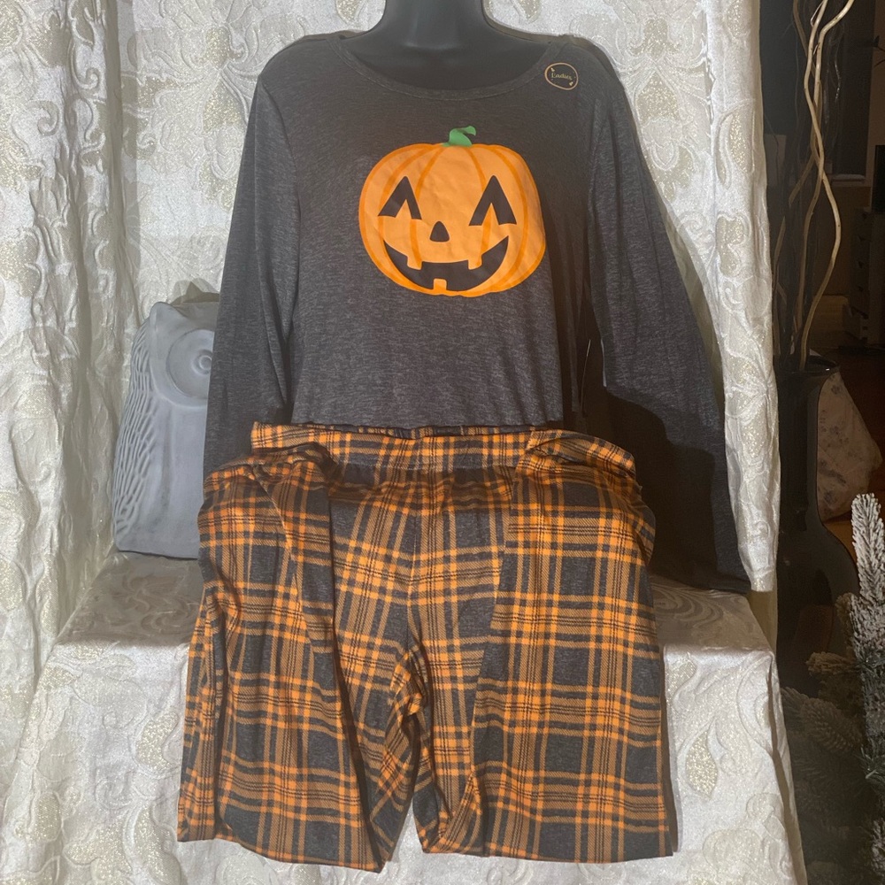 Trick Or Sleep Pajama Set - Medium